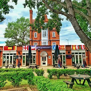 Fox Connaught Locanda